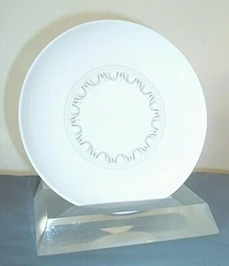 Corning CENTURA Set of Four (4) ACANTHUS Classic Gray Design 6.5" BREAD PLATES - Picture 1 of 1