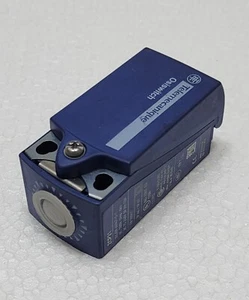 TELEMECANIQUE OSISWITCH ZCP21 LIMIT SWITCH BODY - Bild 1 von 5