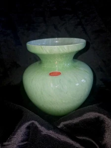 Lavorazione Murano Italy Art Glass Green Vase 7" Tall - Picture 1 of 9