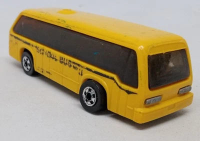 Autobús escolar Hot Wheels amarillo brillante diecast suelto 1:64 1981 Blackwall Foto 1 de 4