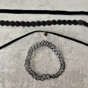 Lotto di 4 Choker neri - Foto 1 di 7
