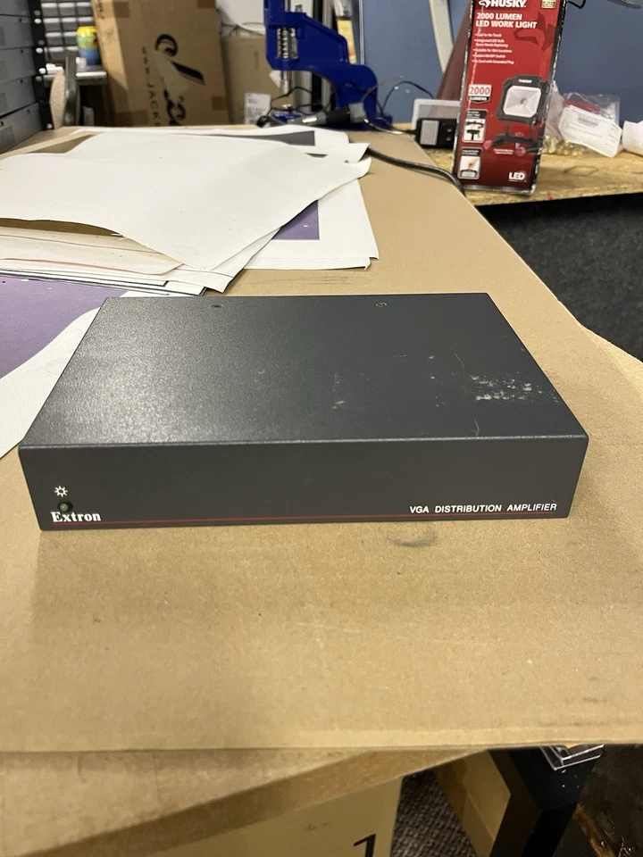 Extron Electronics P/2 DA4xi VGA Distribution Amplifier - Image 1 of 3