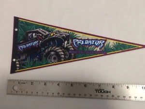 [NEUWERTIG] Monster Jam - Predator - Filzwimpel 10,5 cm - Bild 1 von 2