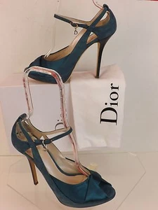 NUEVO EN CAJA ZAPATOS DE SALÓN CHRISTIAN DIOR VERDE GAMUZA TWIST SATÉN PUNTERA PEEP MARY JANE 39 $640 - Imagen 1 de 12