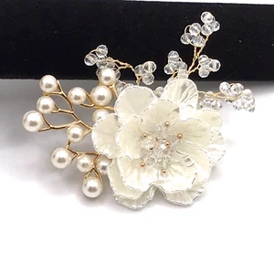 Hermoso broche/alfiler blanco de flores llamativas de moda - Imagen 1 de 5