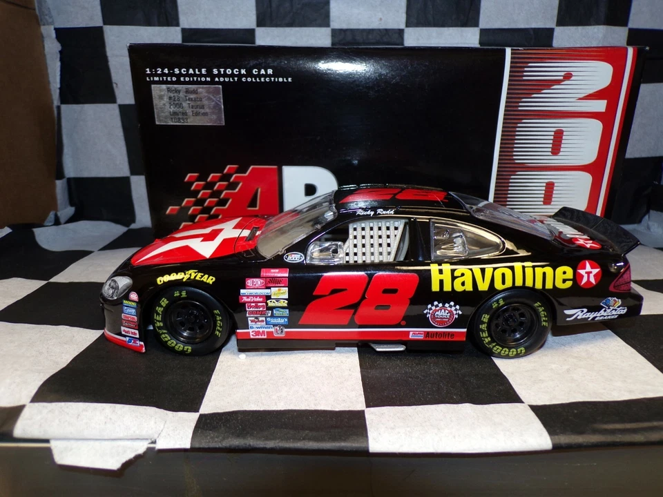 Ricky Rudd #28 Texaco 2000 Ford Taurus 1 24 scale Action NASCAR 10893
