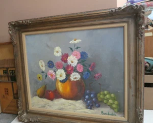 Vintage Signed Oil on Canvas Painting 19" x 23" Framed Still Life Vase Fruits - Imagen 1 de 8