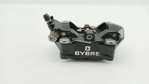 Etriers avant pour moto KTM 390 DUKE 2017 à 2023 - Photo 1/8