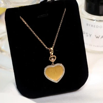 Collar colgante corazón Chopard Happy Hearts para mujer Foto 1 de 4