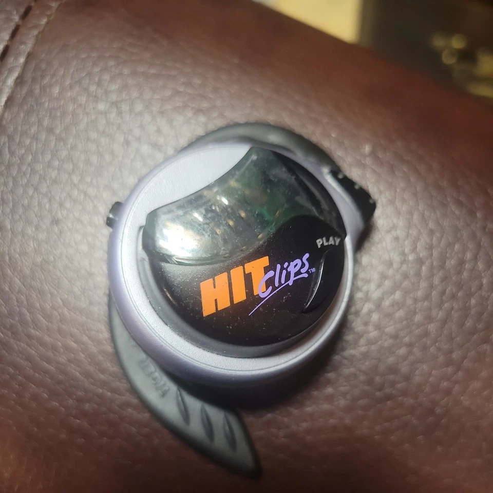 Rare HIT CLIPS Micro Personal Right Ear Player Hasbro 2002 Unit Only  - Image 1 of 3