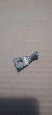 [40 Lugs]       90 Degree 3/8" 1-Hole Compression Lug, 6 AWG, 1/2" Crimp Barrel  - Image 1 of 4