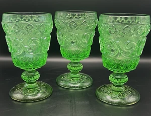 Antik 1800er Baccarat Arabesque Uran Grün Glas 3 Stück LEUCHTET TOP - Bild 1 von 12