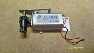 2x Motor de carga de CD Sony A-3249-535-A con montaje y engranajes - Imagen 1 de 2