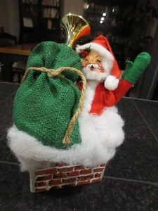 Annalee 1992 Vintage Santa Going Down the Chimney w/ Toy Sack Made in USA 10" - Picture 1 of 7