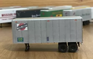 Chicago Northwestern 24' Semi Trailer HO Scale - Picture 1 of 3