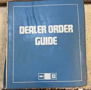 Original 1986 Dealer Order Guide Camaro Corvette MonteCarlo Trucks - Foto 1 di 17