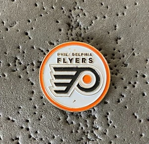 Philadelphia Flyers NHL Hockey Pin - Imagen 1 de 2