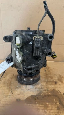 Compresor de aire acondicionado Saab 9-7X 2005-2009 4,2 L Foto 1 de 2