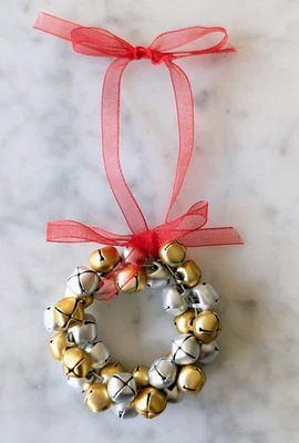 Muebles para casa de muñecas miniatura campanas tintineo oro plata corona adornos 1:12 Foto 1 de 4