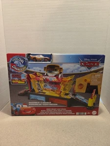 Brand New Disney Pixar Cars Race Ready Car Wash! - Picture 1 of 13