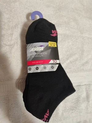 Avia Women’s Performance Lightweight Low Cut Black Socks 10 Pair Shoe Size 9-12 - Image 1 of 4