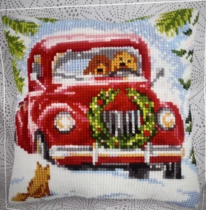 INTO THE WOODS Kit Almohada Punta Aguja Estampada Colección D'Art 40 X 40cm INICIADO - Imagen 1 de 2