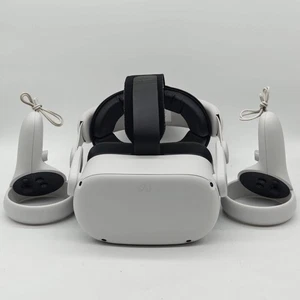 Meta Quest 2 128GB Standalone All-in-One VR Headset KW49CM - Picture 1 of 10