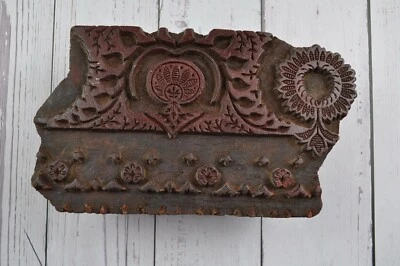 Bloque de impresión de madera vintage hecho en la India patrón de frontera Foto 1 de 4