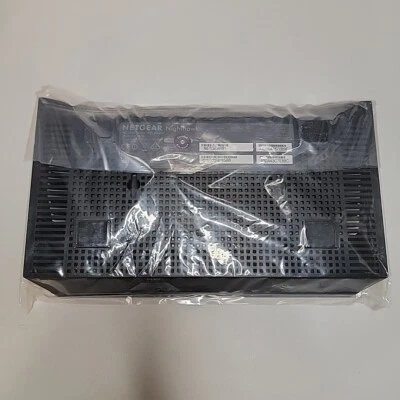 NETGEAR R7000 Nighthawk AC1900 Smart Gaming WiFi Router - Image 1 of 4