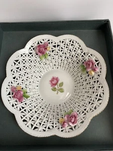 Klausenburg Porcelain Reticulated Bowl/Vase Roses Applied Signed 4 3/4”D NEW - Picture 1 of 6