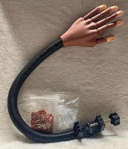 Nagel Übungsgerät mit 74 Stück falschen Nägeln verstellbar flexibel falsche Hand - Bild 1 von 5