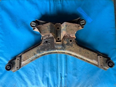 #001 Rover 75 Rear Axle Subframe (Rubber Bushes) Part #: KHB000130 or KHB000131 — 第 1/4 张图片