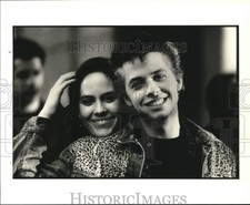 1987 Press Photo Annabeth Gish & Jon Cryer in "Hiding Out" Movie - hcq42736