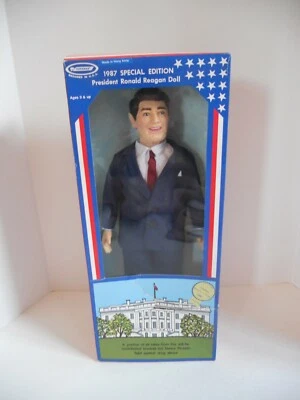 1987 SPECIAL EDITION PRESIDENT RONALD REAGAN DOLL, HORSMAN, CELEBRITY DOLL, BOX! - Image 1 of 4