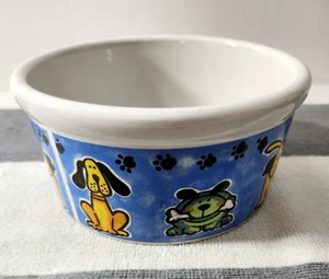 Hundefutter Wassernapf mit Hunden entlang aller Seiten 6 cm rund - Bild 1 von 9
