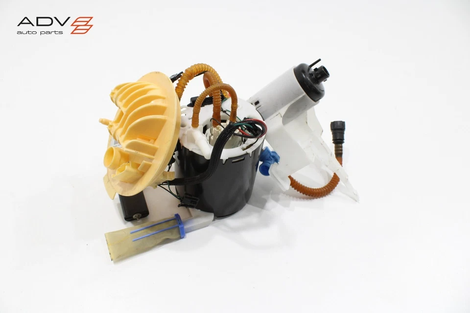 Land Rover LR4 2010-2016 tanque de combustible bomba y unidad de nivel de envío OEM Foto 1 de 4