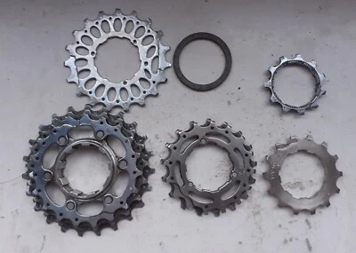 Pacco pignoni bici corsa cassetta SHIMANO  rapporti denti 11...23 - Immagine 1 di 2