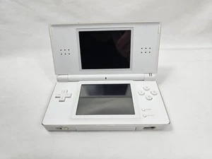 Nintendo DS Lite - USG-USA-001 - Handheld Gaming Console - White - Console Only - Picture 1 of 6