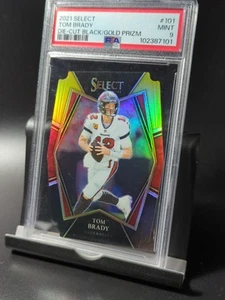 2021 Select #101 Tom Brady 🔥Die Cut Black/Gold Prizm 🔥PSA 9 MINT "The G.O.A.T" - Picture 1 of 6