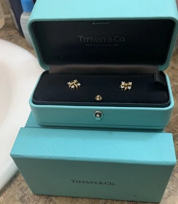 16 Diamonds Tiffany Earrings 18K Yellow Gold - Image 1 of 3