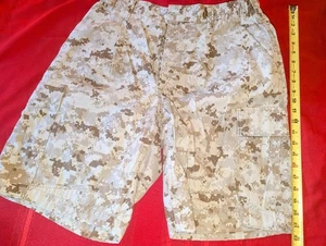 USMC Desert MARPAT pantaloncini cargo mimetici uomo 30x15 medi utilità militare MCCUU - Foto 1 di 4