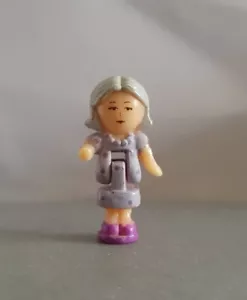 Vintage Bluebird 1994 Polly Pocket Grandma's Cottage Granny Rose Doll Figure - Picture 1 of 5