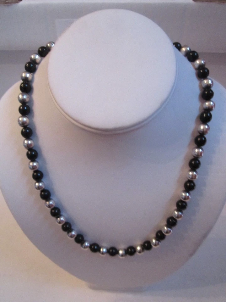 STERLING SILVER & ONYX NECKLACE - 48 GRAMS TW - 20" LONG - BOX SC-3 - Image 1 of 4