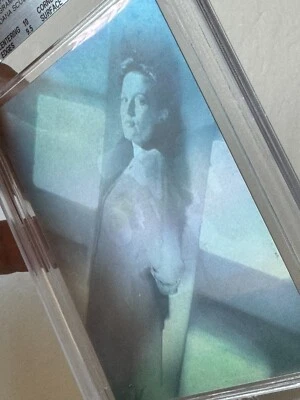1996 Topps X-FILES Hologram 3-D Effect Card GILLIAN ANDERSON Dana Scully BGS 8.5 - Image 1 of 4