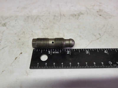 Model 20 Engine Brake Rocker Adjusting Screw Jacobs 1015 Ref 855 Cummins 3871202 - Image 1 of 4