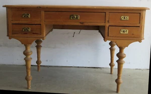 Weichholzschreibtisch alt mit 5 Schubladen 126 x 61 x 79 - Bild 1 von 2