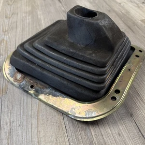 86-97 Nissan Hardbody Pickup D21 Truck 2wd Manual Shift Shifter Boot OEM Gray - Picture 1 of 9