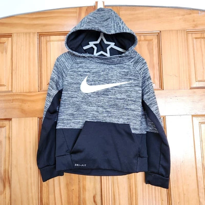 Nike Niños Negro y Blanco Drifit Sudadera con Capucha con Bolsa Talla 6 MED Foto 1 de 4