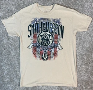 Official Smith & Wesson An American Tradition Beige Mens T-Shirt Size Medium - Picture 1 of 5
