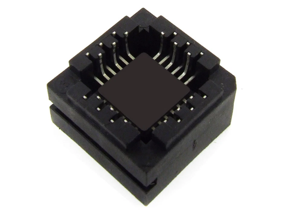 Signetics 100131 Triple D-Type Master Slave Flip-Flop Flat Pack 24-Pin QFP-24 IC - Bild 1 von 1